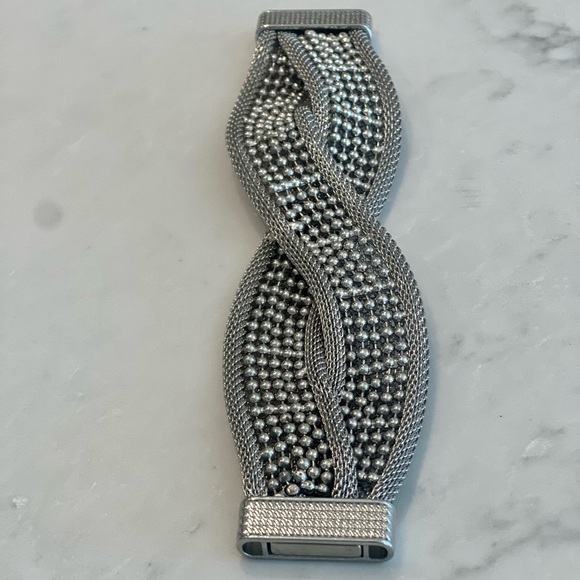 Silver Mesh Bracelet with Magnetic Close - Picture 3 of 4